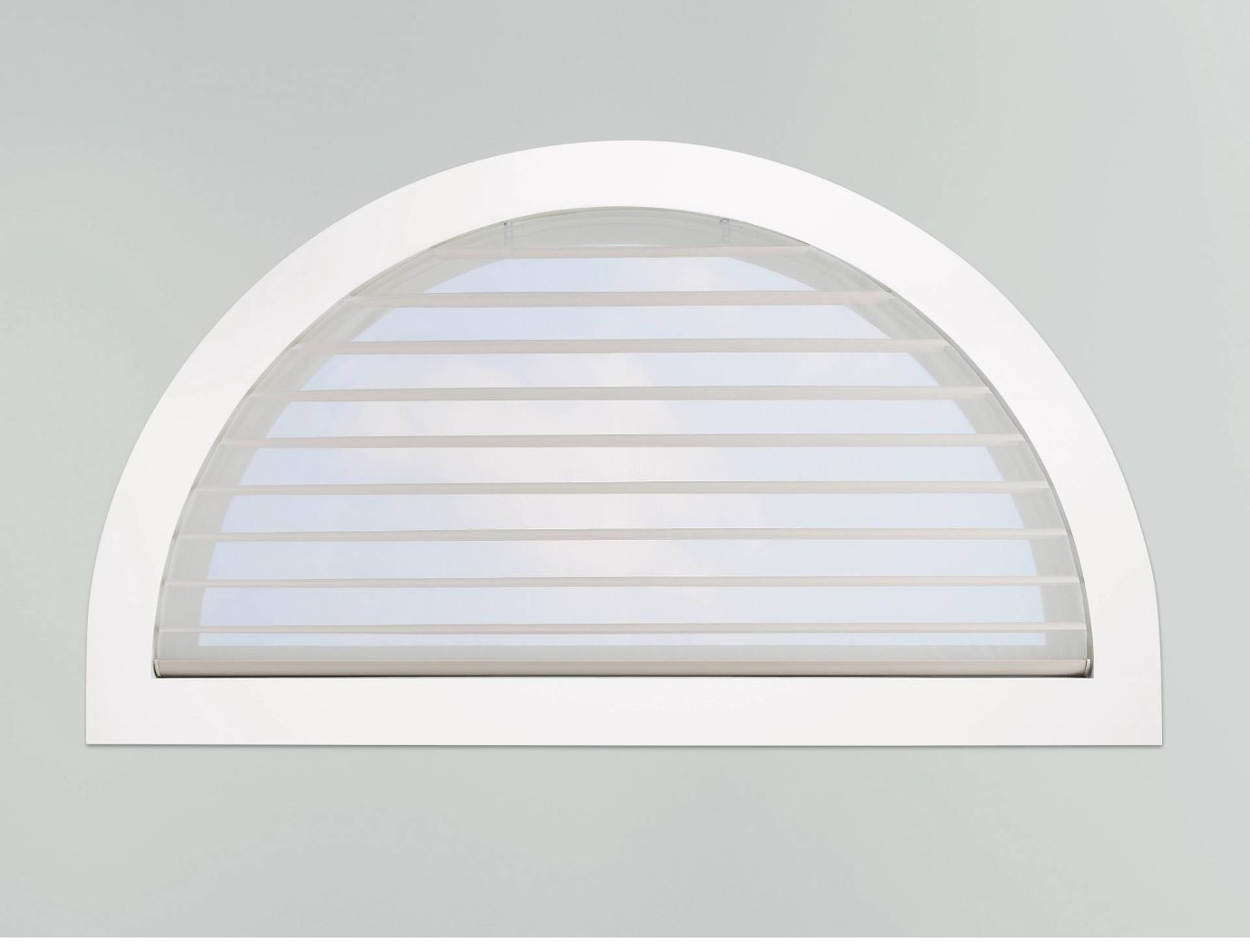 Hunter Douglas Silhouette® Sheer Shades on an arched window near Sacramento, California (CA)